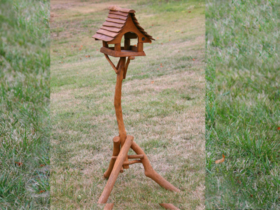 Mangeoire en bois naturel