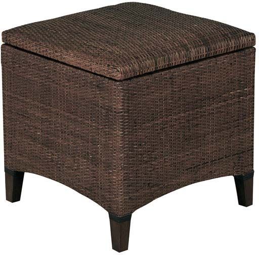 Coffre pouf en lame de rotin
