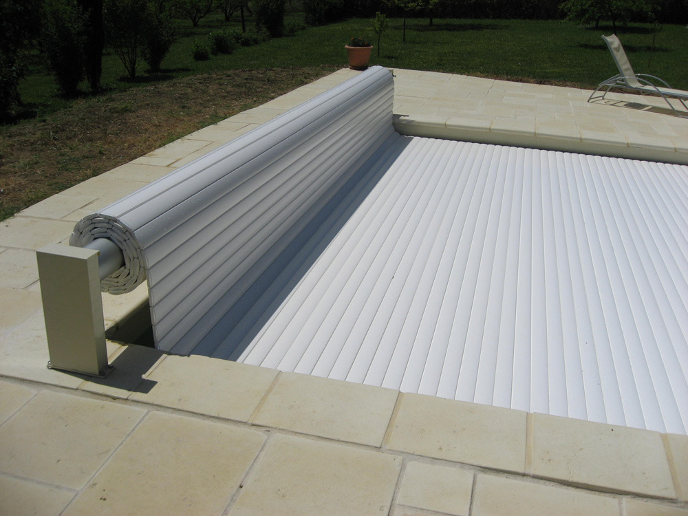 Volet roulant hors sol Sylver Roll - 10 x 5 m