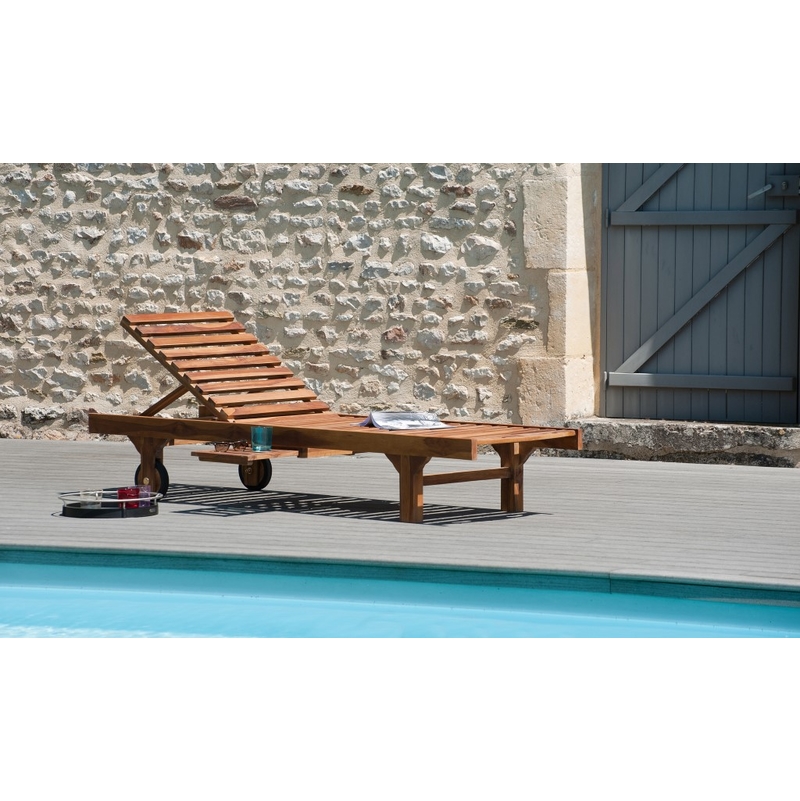 Bain de soleil avec roulettes en teck huilé - MACABANE Bain de soleil avec roulettes en teck huilé - MACABANE