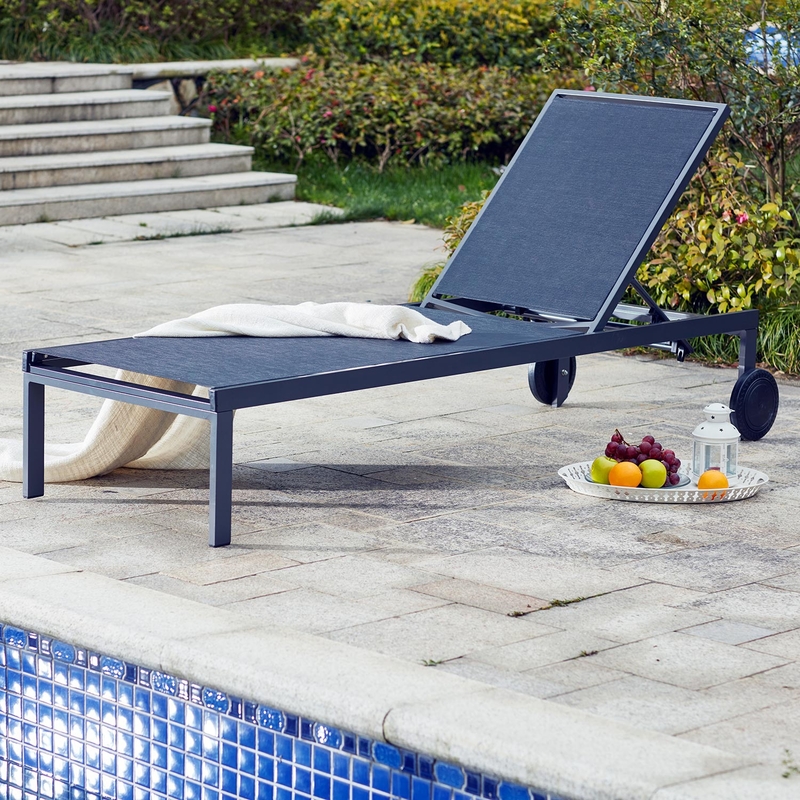 Cuba noir : bain de soleil inclinable en aluminium et textilène avec roulettes - CONCEPT-USINE Cuba noir : bain de soleil inclinable en aluminium et textilène avec roulettes - CONCEPT-USINE