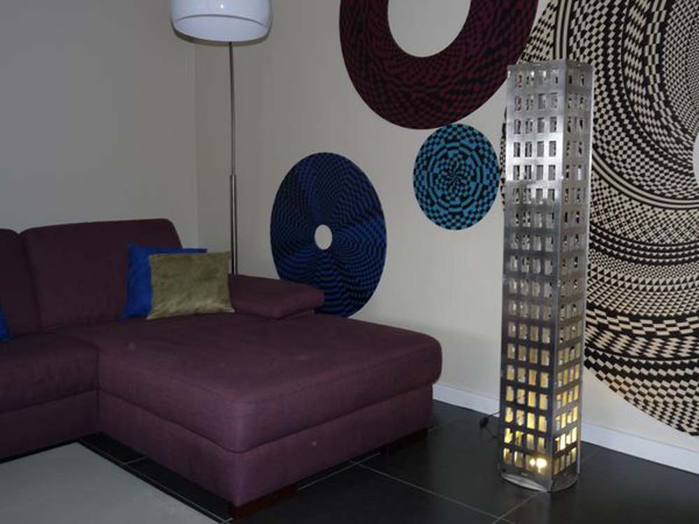 Luminaire Tour - 142 x 25 x 25 cm - Gris