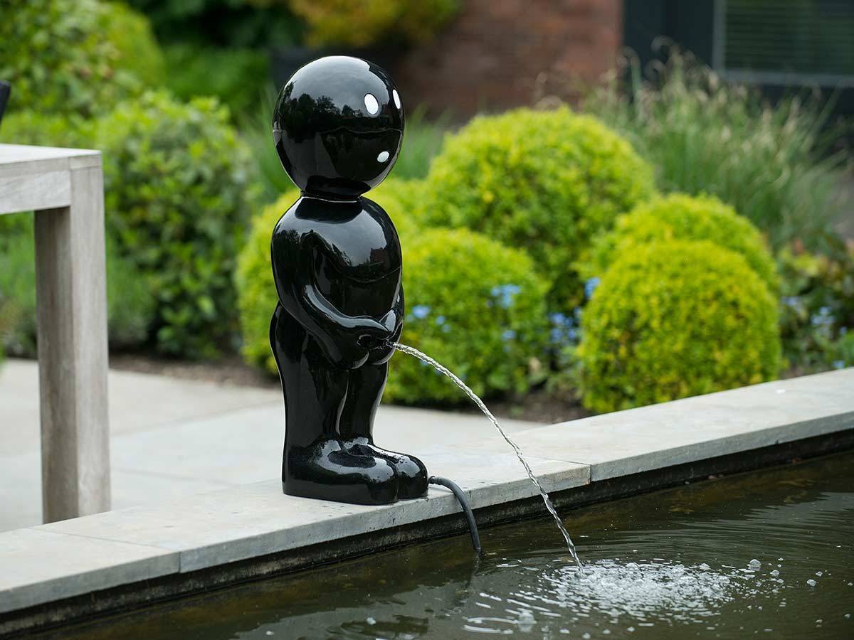 Fontaine de bassin Boy 67 cm - Noir