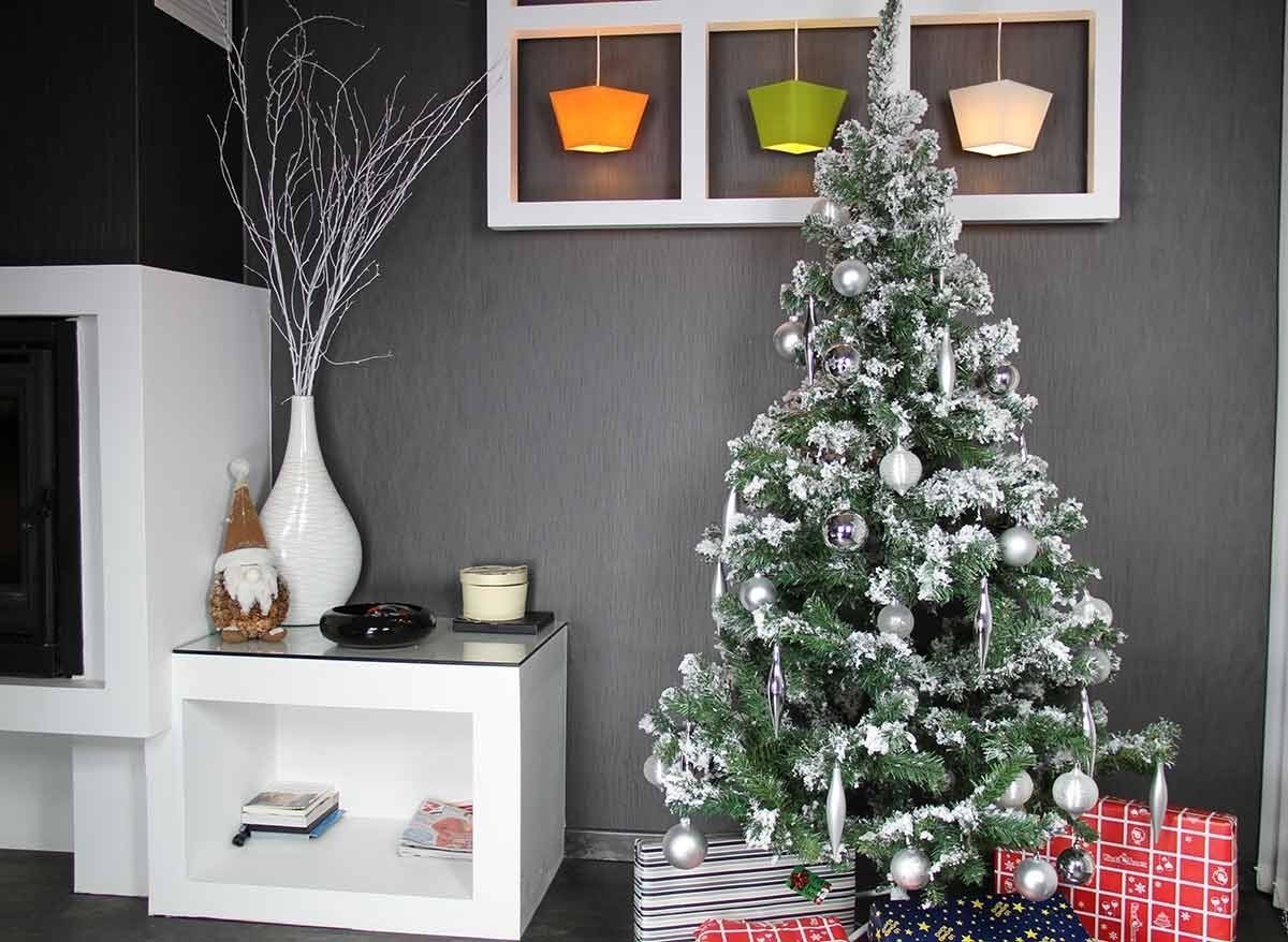 Sapin de Noel artificiel enneigé 150 cm