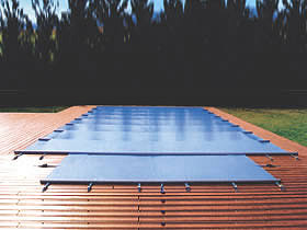Bâche à barre Sécurité APF Littoral Bleu solaire