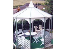 Kiosque métal - 9.40 m² - 3.75 m de diamètre