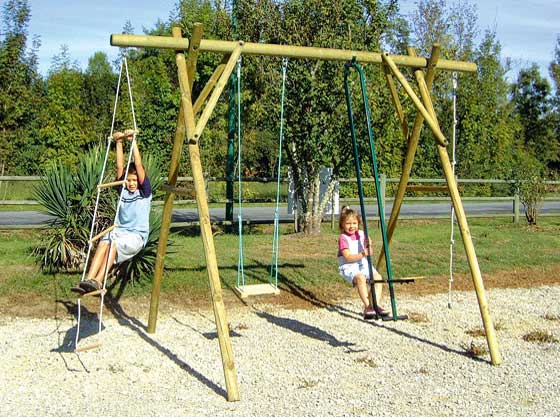 Portique bois - 4 agrès - H : 2.50m