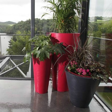 Pot de fleur conique bicolore Up 1 m avec réserve d'eau