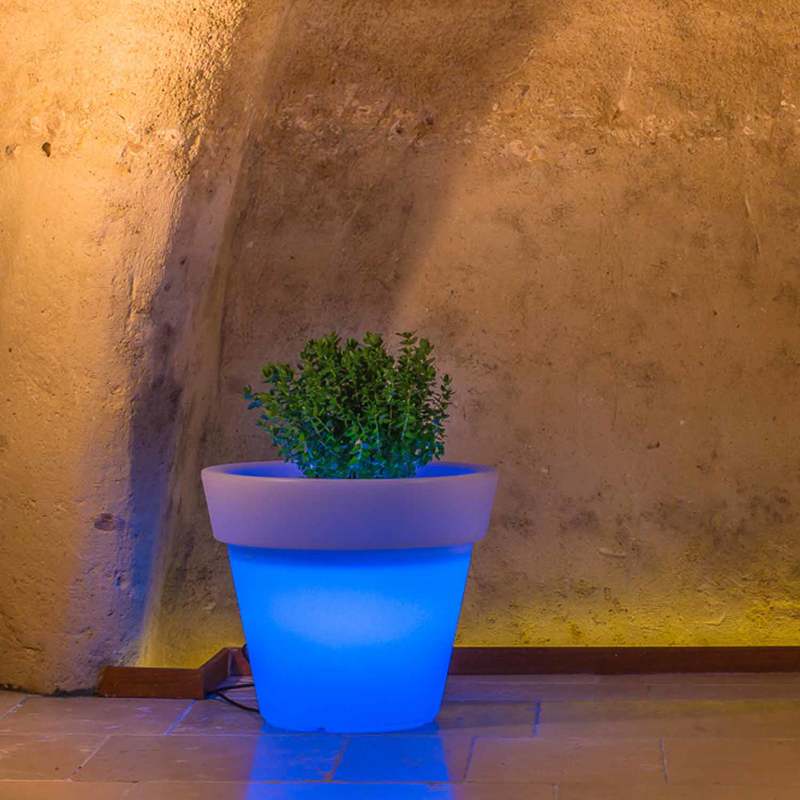 Pot de Fleurs Begonia en résine Rond H45 Lampe Bleue Ø 50Cm - TKM Pot de Fleurs Begonia en résine Rond H45 Lampe Bleue Ø 50Cm - TKM