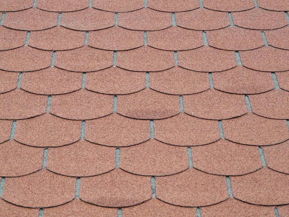 Shingle rouge pour abri bois
