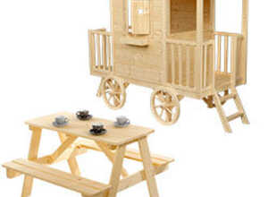 Roulotte en bois Western avec table pique nique