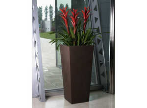 Pot carré Kiam Gloss - 30 x 30 x 47 cm Pot carré Kiam Gloss - 30 x 30 x 47 cm