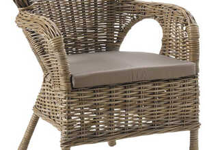 Fauteuil en poelet gris avec coussin Majesté Fauteuil en poelet gris avec coussin Majesté
