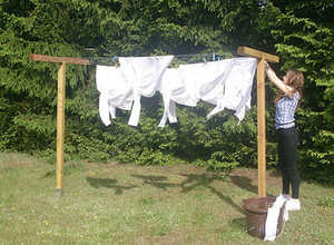 etendoir à linge en bois de hauteur 1m80
