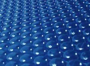 Bâche à bulle pour piscine Canaries - 400 µ - bordée 1 coté - Bleu Bâche à bulle pour piscine Canaries - 400 µ - bordée 1 coté - Bleu