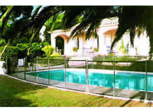 Barrière souple à filet pour piscine Beethoven Barrière souple à filet pour piscine Beethoven