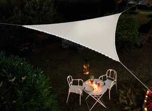 Voile d'ombrage triangulaire Leds solaires Blanc + Adaptateur - Jardiline Voile d'ombrage triangulaire Leds solaires Blanc + Adaptateur - Jardiline