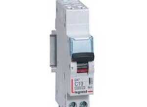 LEGRAND - Disjoncteur 1 module vis/vis