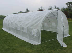 Serre tunnel de jardin avec porte Mimosa - 220g/m2 - 24m² - 8 x 3 x 2 m Serre tunnel de jardin avec porte Mimosa - 220g/m2 - 24m² - 8 x 3 x 2 m