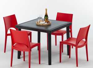 Table carrée et 4 chaises Poly rotin resine bar bistrot cafè exterieur 90x90 noir | Paris rouge - GRAND SOLEIL Table carrée et 4 chaises Poly rotin resine bar bistrot cafè exterieur 90x90 noir | Paris rouge - GRAND SOLEIL